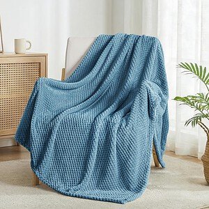 Chunky knit throw blanket for couch under $25